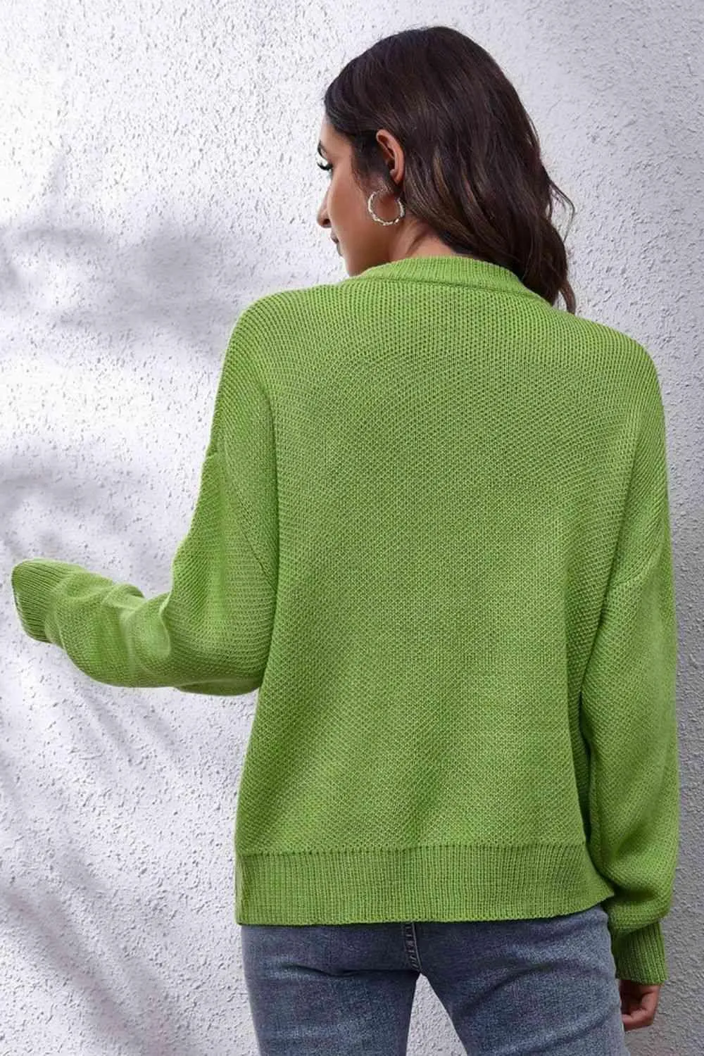Cute And Warm Knit Crew Neck Flower Sweater