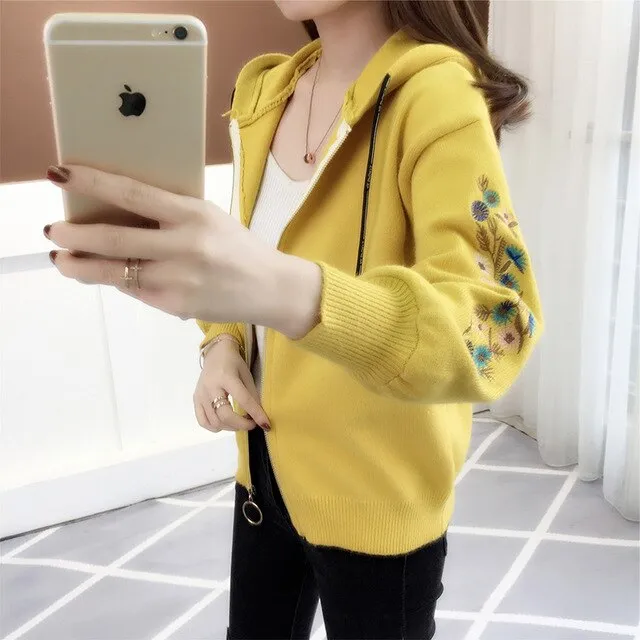 embroidered knitted jacket,