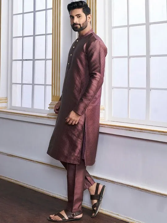 Mauve Mandarin Collar Ethnic Motifs Kurta with Trousers